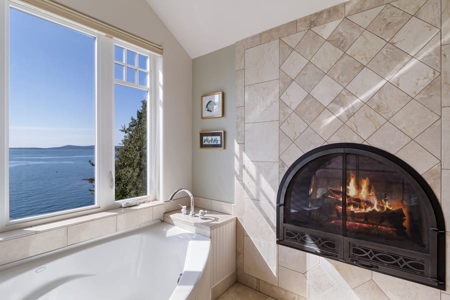 3289 Pear Point Road